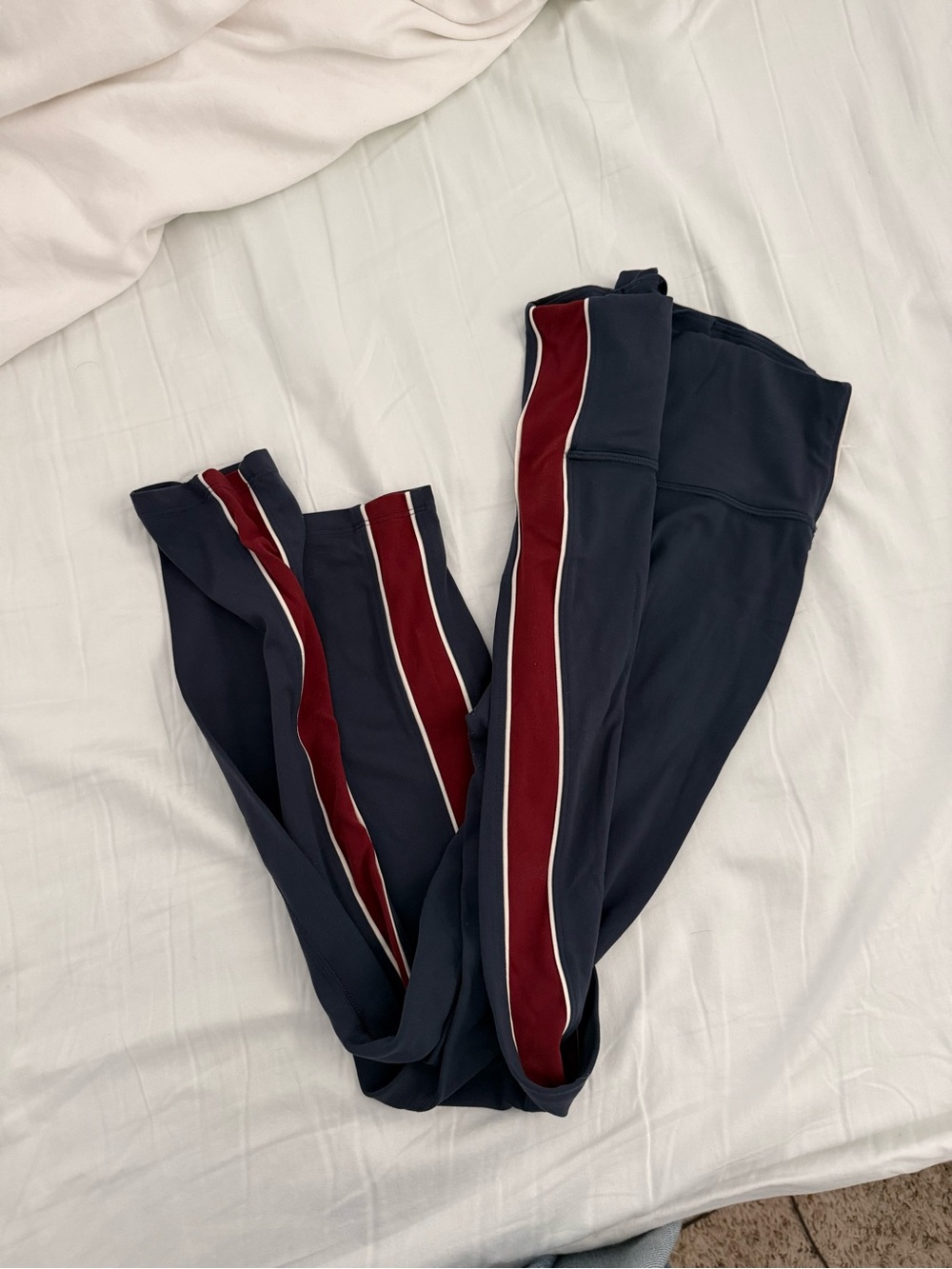 Target Navy Active Set - Picture 4 of 6